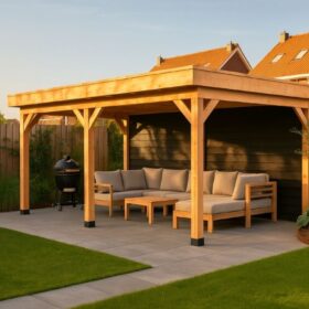 Met zwarte zij- en 2x achterwand